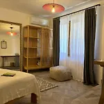 בית הארחה Casa Mint 4*